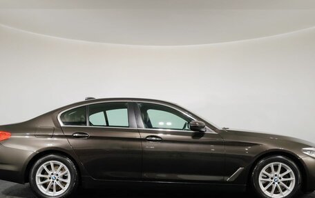 BMW 5 серия, 2018 год, 3 690 000 рублей, 4 фотография