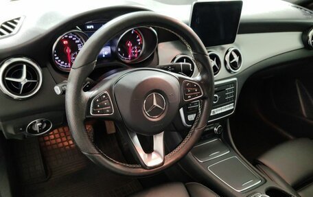 Mercedes-Benz GLA, 2017 год, 2 630 000 рублей, 12 фотография