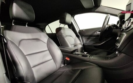 Mercedes-Benz GLA, 2017 год, 2 630 000 рублей, 16 фотография