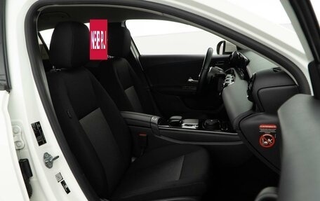 Mercedes-Benz A-Класс, 2018 год, 2 098 999 рублей, 9 фотография