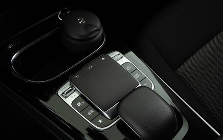 Mercedes-Benz A-Класс, 2018 год, 2 098 999 рублей, 21 фотография