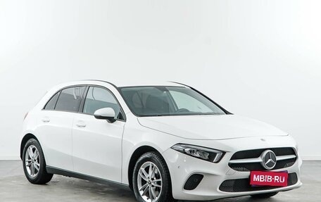 Mercedes-Benz A-Класс, 2018 год, 2 098 999 рублей, 1 фотография