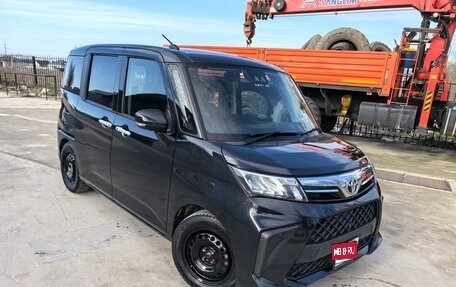 Toyota Roomy I, 2021 год, 1 600 000 рублей, 1 фотография