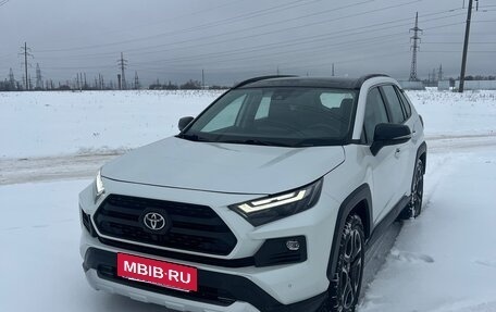 Toyota RAV4, 2024 год, 4 090 000 рублей, 2 фотография