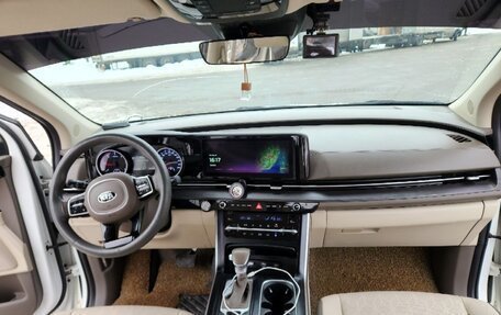 KIA Carnival, 2021 год, 2 800 000 рублей, 10 фотография