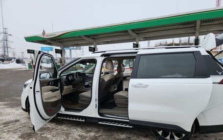 KIA Carnival, 2021 год, 2 800 000 рублей, 17 фотография