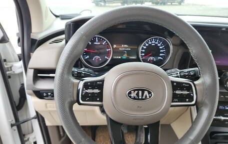 KIA Carnival, 2021 год, 2 800 000 рублей, 14 фотография