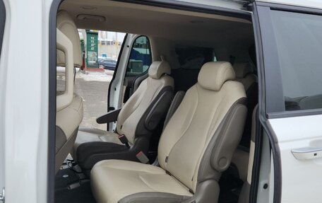 KIA Carnival, 2021 год, 2 800 000 рублей, 34 фотография