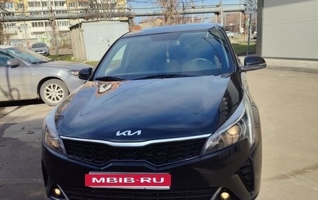 KIA Rio IV, 2021 год, 1 850 000 рублей, 10 фотография
