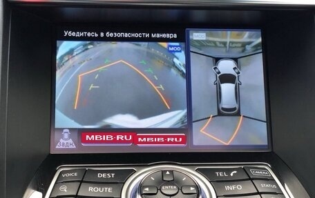 Infiniti QX70, 2015 год, 2 300 000 рублей, 12 фотография