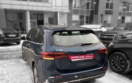 Mercedes-Benz B-Класс, 2019 год, 2 200 000 рублей, 14 фотография