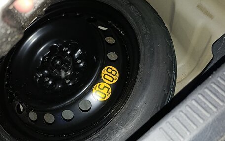 Toyota Camry, 2021 год, 3 270 000 рублей, 10 фотография