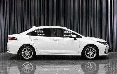 Toyota Corolla, 2019 год, 1 799 000 рублей, 5 фотография