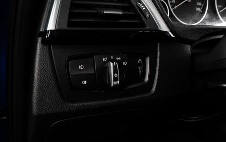 BMW 3 серия, 2018 год, 2 399 000 рублей, 21 фотография