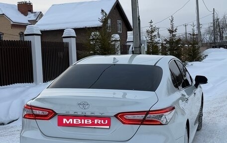 Toyota Camry, 2018 год, 2 050 000 рублей, 18 фотография