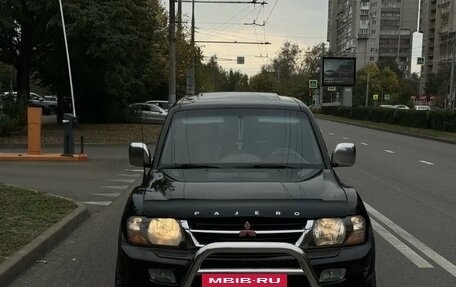 Mitsubishi Pajero III рестайлинг, 2001 год, 950 000 рублей, 8 фотография