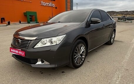 Toyota Camry, 2013 год, 1 727 000 рублей, 10 фотография