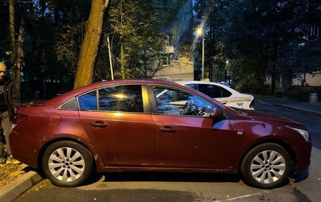 Chevrolet Cruze II, 2010 год, 450 000 рублей, 2 фотография