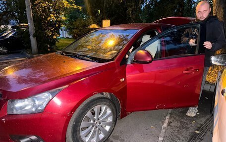 Chevrolet Cruze II, 2010 год, 450 000 рублей, 6 фотография