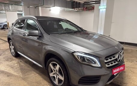 Mercedes-Benz GLA, 2018 год, 3 300 000 рублей, 3 фотография