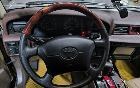 Toyota Land Cruiser 80 рестайлинг, 1995 год, 2 100 000 рублей, 25 фотография