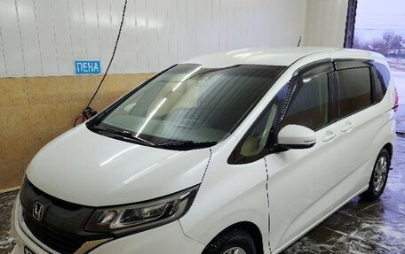 Honda Freed II, 2018 год, 1 650 000 рублей, 2 фотография
