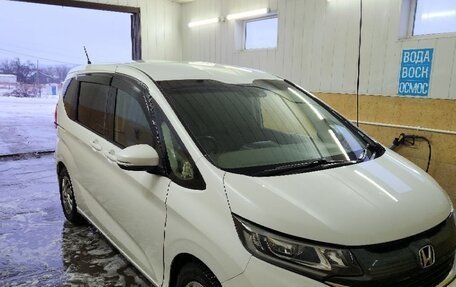 Honda Freed II, 2018 год, 1 650 000 рублей, 6 фотография