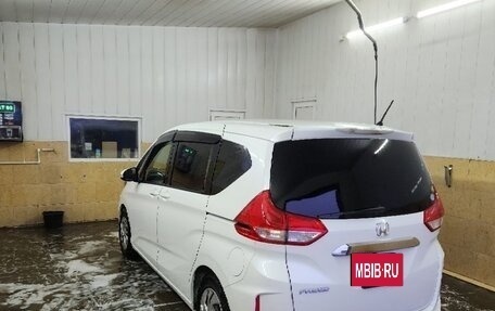 Honda Freed II, 2018 год, 1 650 000 рублей, 3 фотография