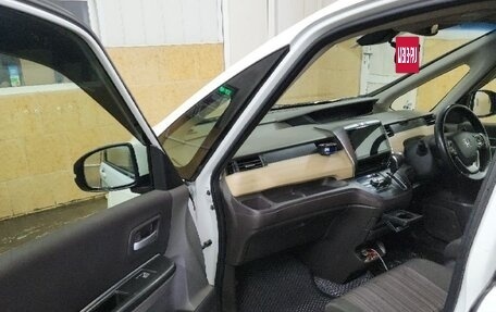 Honda Freed II, 2018 год, 1 650 000 рублей, 7 фотография