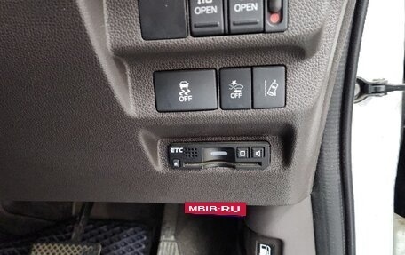 Honda Freed II, 2018 год, 1 650 000 рублей, 21 фотография