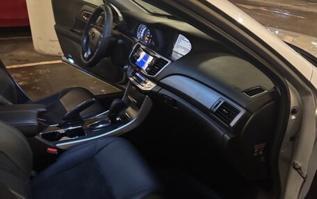 Honda Accord IX рестайлинг, 2013 год, 1 550 000 рублей, 10 фотография