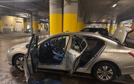 Honda Accord IX рестайлинг, 2013 год, 1 550 000 рублей, 7 фотография