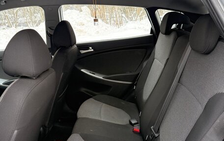 Hyundai Solaris II рестайлинг, 2011 год, 730 000 рублей, 7 фотография