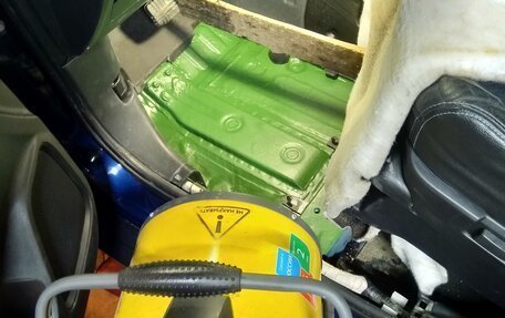 Mitsubishi Outlander III рестайлинг 3, 2014 год, 1 140 000 рублей, 11 фотография