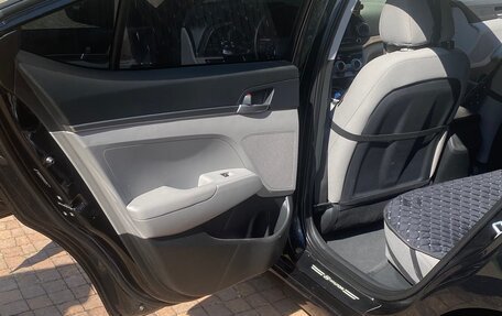 Hyundai Elantra VI рестайлинг, 2019 год, 1 581 000 рублей, 15 фотография