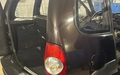 Chevrolet Niva I рестайлинг, 2010 год, 320 000 рублей, 2 фотография