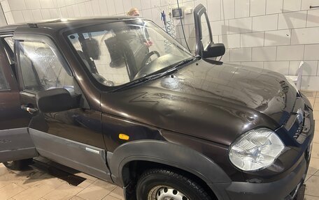 Chevrolet Niva I рестайлинг, 2010 год, 320 000 рублей, 4 фотография