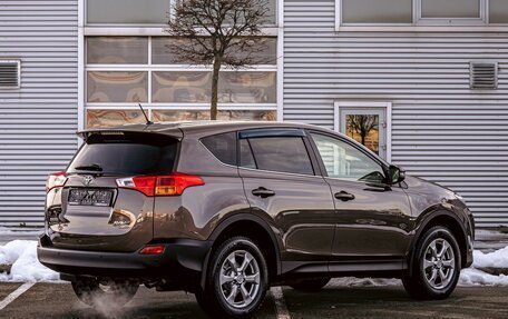 Toyota RAV4, 2013 год, 1 655 000 рублей, 6 фотография