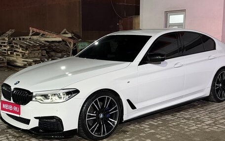 BMW 5 серия, 2019 год, 3 390 000 рублей, 3 фотография