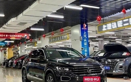 Volkswagen T-Roc I, 2022 год, 1 590 000 рублей, 3 фотография