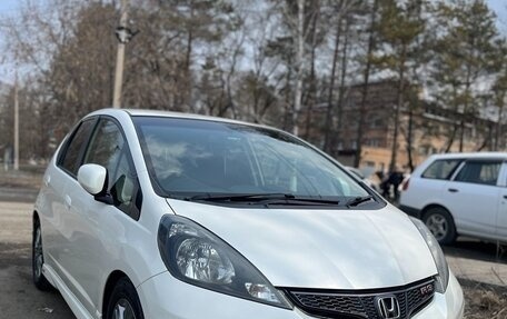 Honda Fit III, 2010 год, 950 000 рублей, 1 фотография