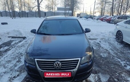 Volkswagen Passat B6, 2006 год, 600 000 рублей, 1 фотография