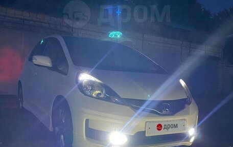 Honda Fit III, 2010 год, 950 000 рублей, 10 фотография