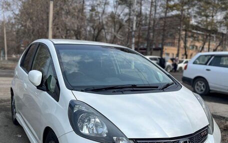Honda Fit III, 2010 год, 950 000 рублей, 5 фотография
