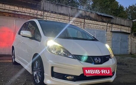 Honda Fit III, 2010 год, 950 000 рублей, 13 фотография