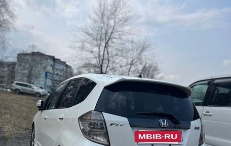 Honda Fit III, 2010 год, 950 000 рублей, 6 фотография