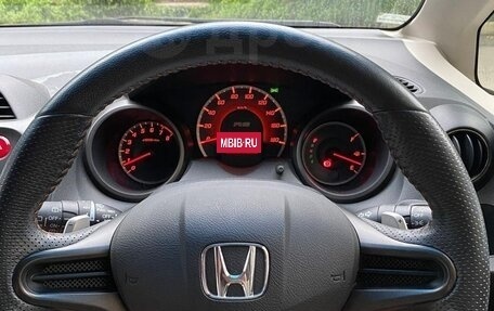 Honda Fit III, 2010 год, 950 000 рублей, 11 фотография