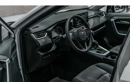 Toyota RAV4, 2025 год, 4 960 000 рублей, 20 фотография