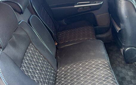 Toyota Wish II, 2003 год, 610 000 рублей, 8 фотография