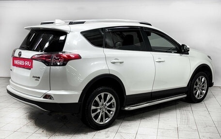 Toyota RAV4, 2017 год, 2 625 000 рублей, 4 фотография